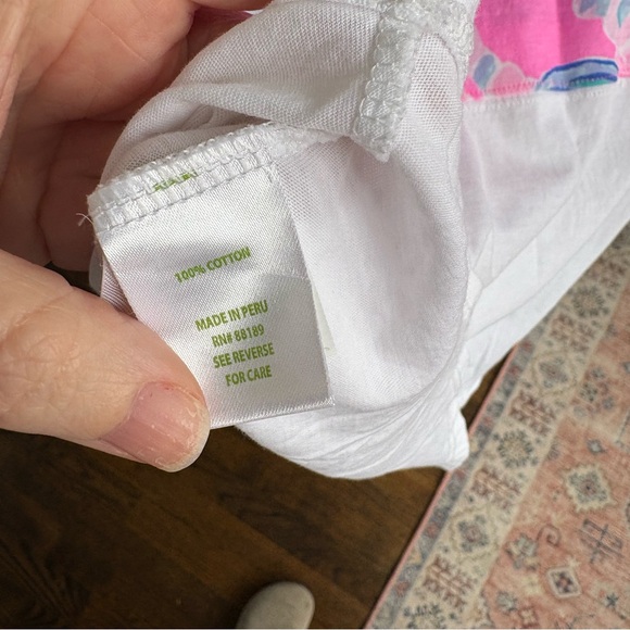 Lilly Pulitzer Girls Finn Long Sleeve Shirt - Large - Picture 4 of 4